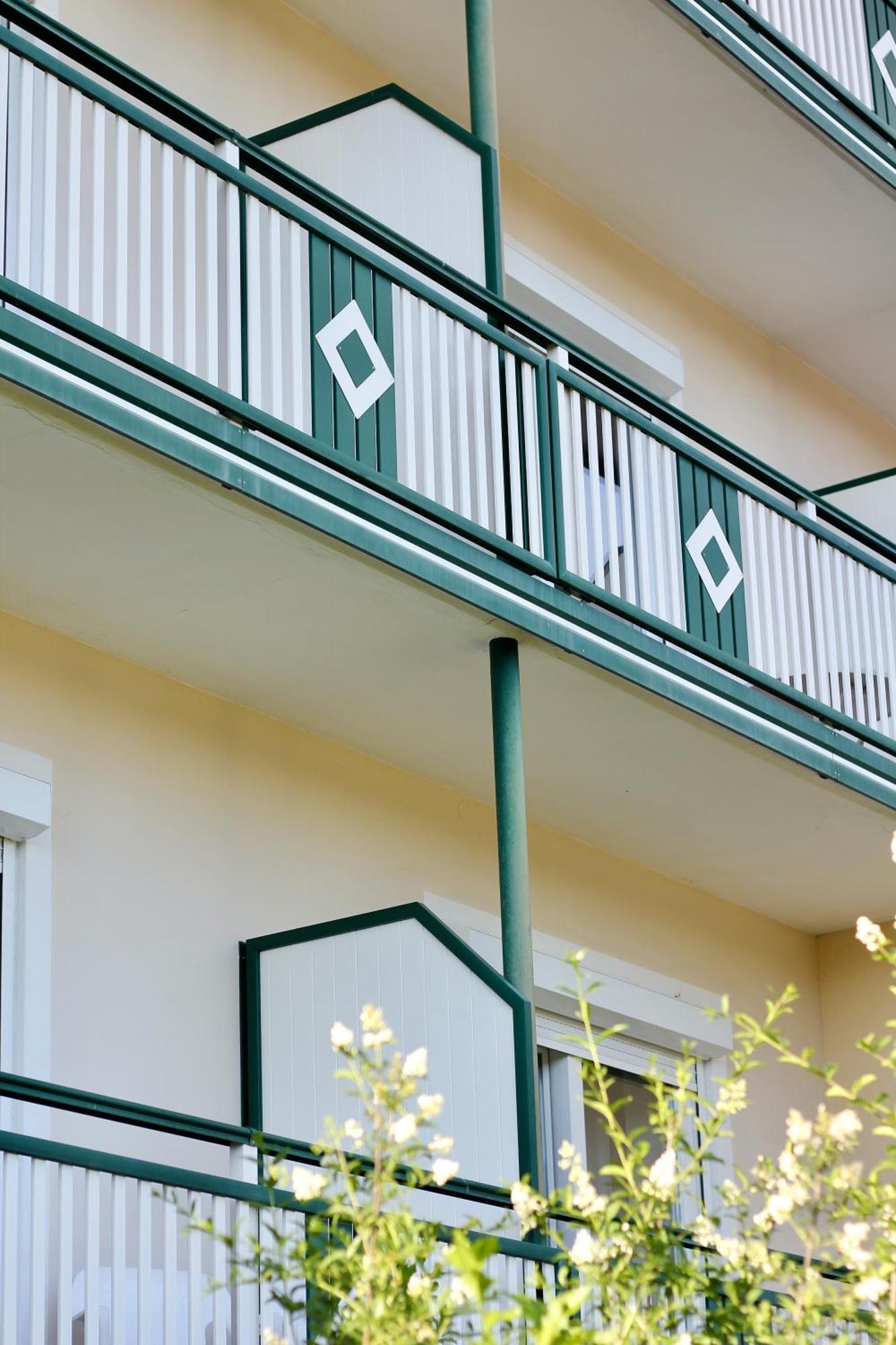 Self-Check In Apartmenthotel Seeglueck Pörtschach am Wörthersee Eksteriør bilde
