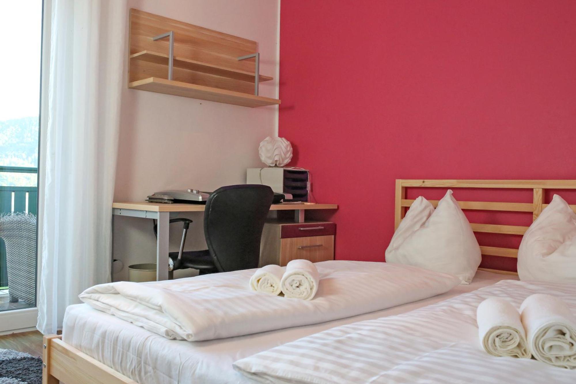 Self-Check In Apartmenthotel Seeglueck Pörtschach am Wörthersee Eksteriør bilde