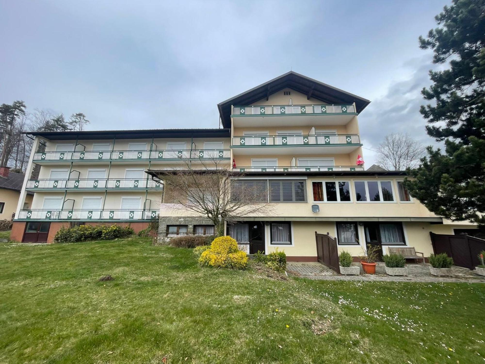 Self-Check In Apartmenthotel Seeglueck Pörtschach am Wörthersee Eksteriør bilde